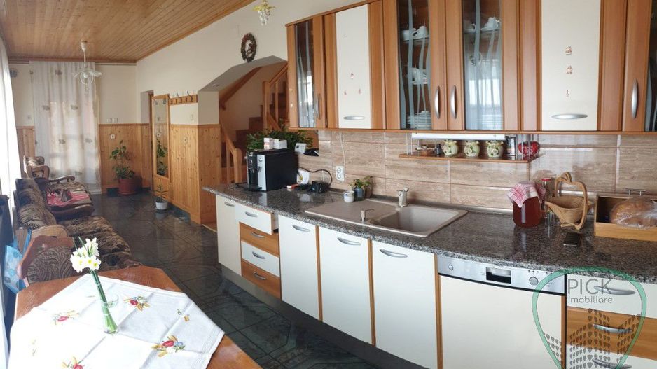 P 1015 - Casă cu 5 camere în Târgu Mureș, cartierul Unirii - Poză 7