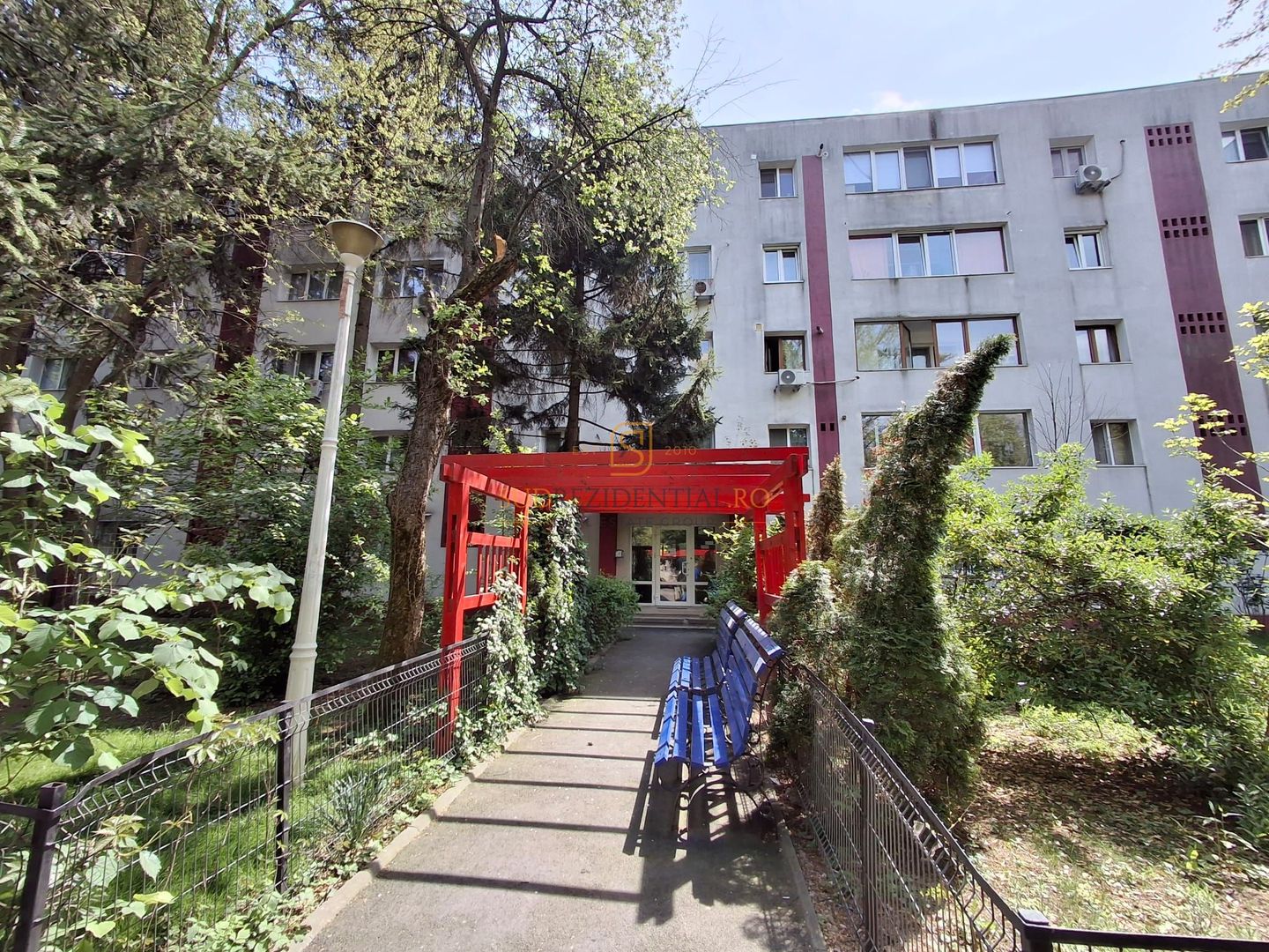 Apartament cu 3 camere, etaj intermediar, mutare rapida, zona Obregia - Poză 1