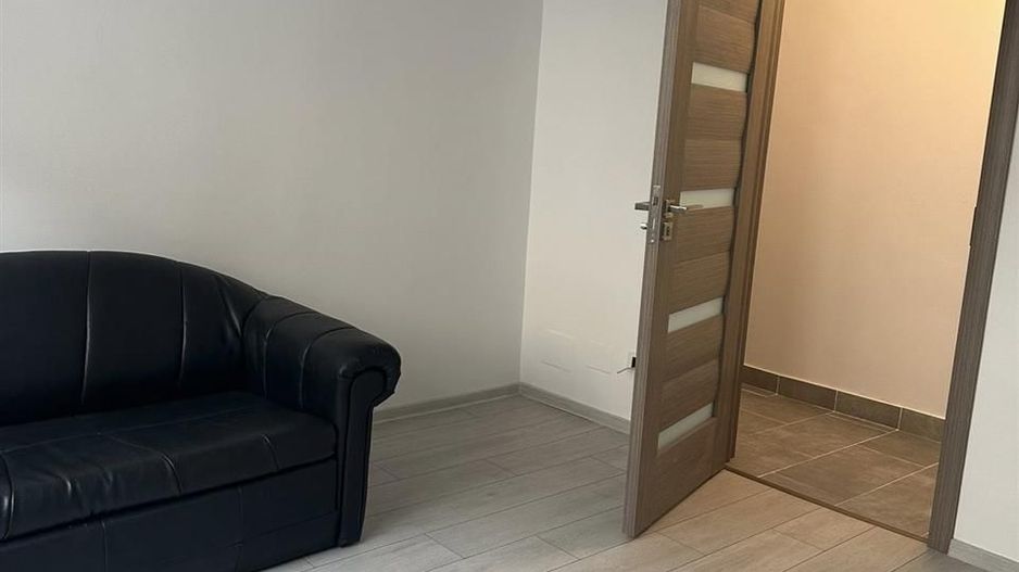 Apartament 2 camere, utracentral, Mall Mercur - Poză 2
