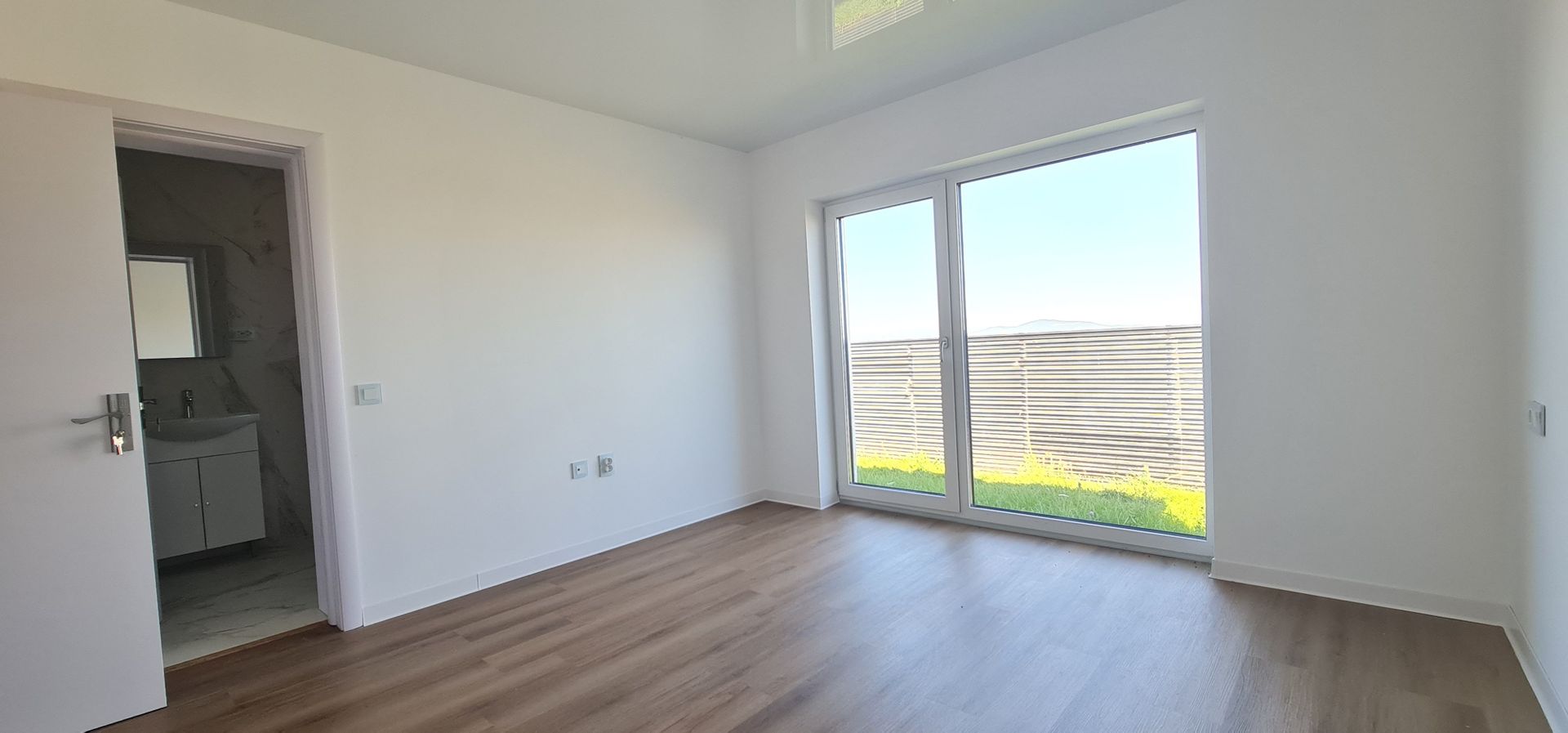 Casa individuala finalizata intabulata 4 camere Cartier Izvor Tarlungeni Brasov - Poză 7