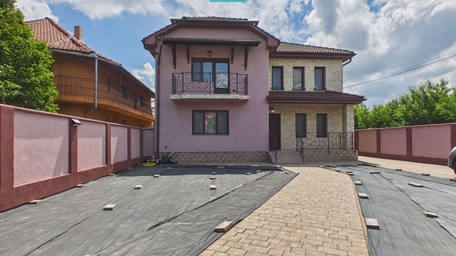 Vilă cu 7 camere de vânzare în zona Central - Poză 68