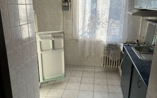 Apartament 3 camere vanzare  in Drumul Taberei - Prelungirea Ghencea - Poză 3