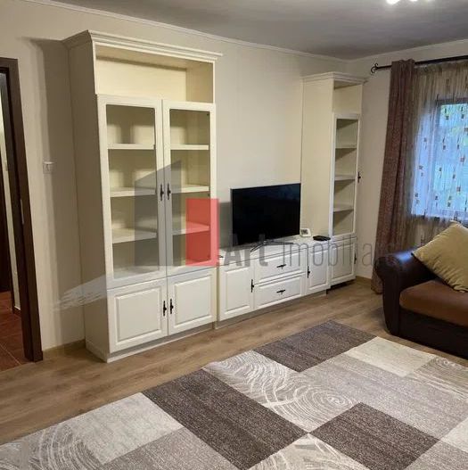 Inchiriere 3 Camere Vitan Mall - Poză 1