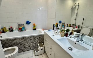 Apartament luminos cu 3 camere, complet mobilat, vedere panoramică spre Tâmpa - Poză 15