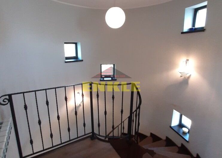 Vila 5 camere, Lebada , finisaje de lux, pret 295000 euro neg - Poză 16