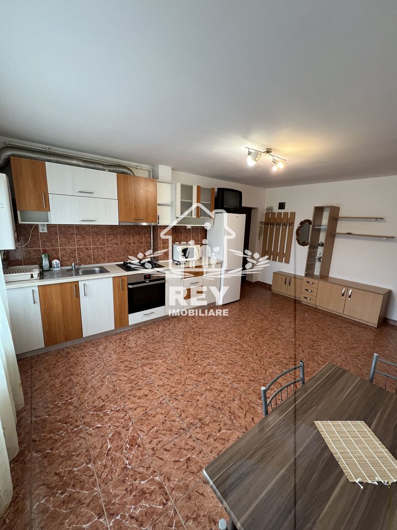 Apartament 3 camere nedecomandat ,bucătărie separată, Stefan cel Mare - Poză 14