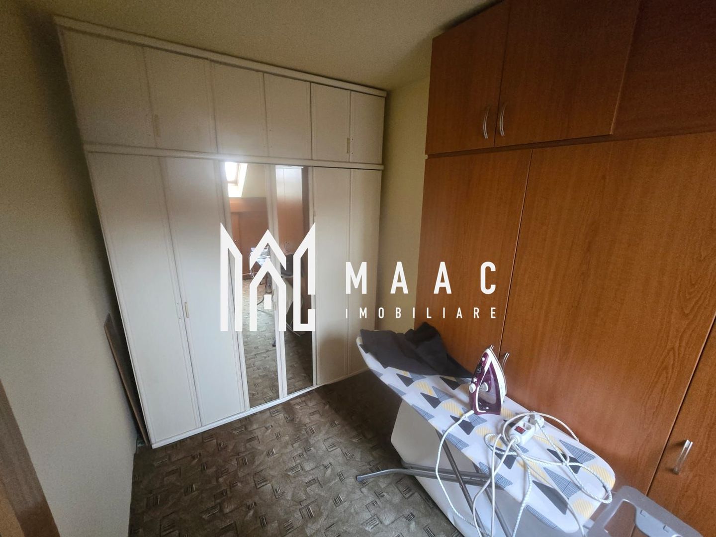 Casa de vanzare 2 apartamente separate garaj si curte zona piata Cluj - Poză 15