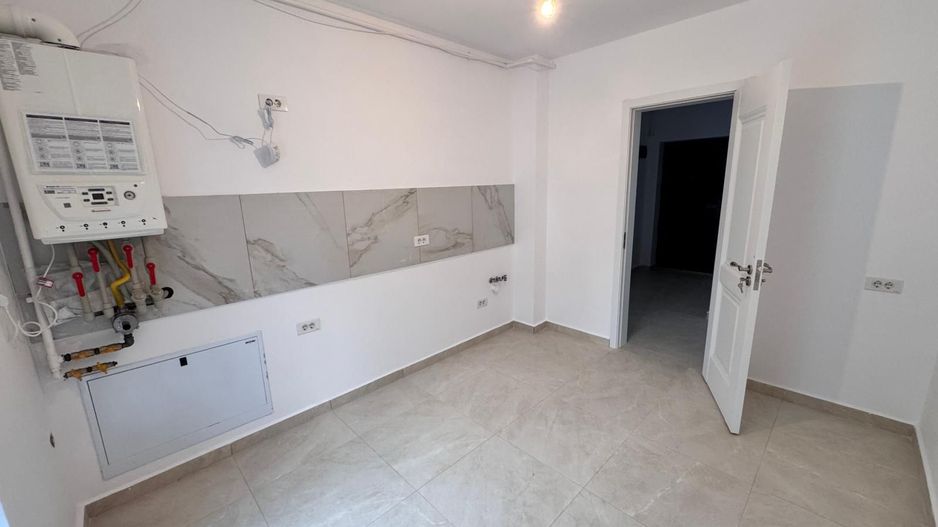 AP. 3 CAMERE,BLOC NOU, BUCATARIE INCHISA,CENTRALA PROPRIE,LOC PARCARE, - Poză 3