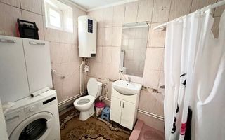 Casa în centrul or.Ialoveni - Poză 11