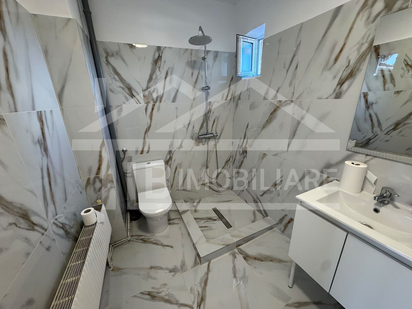 Casa cu 4 camere, 180 mp, Zona Semicentrala - Poză 10