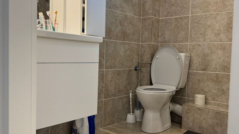 Vilă 3 camere mobilata 3 locuri parcare  Safirului Bragadiru - Poză 15