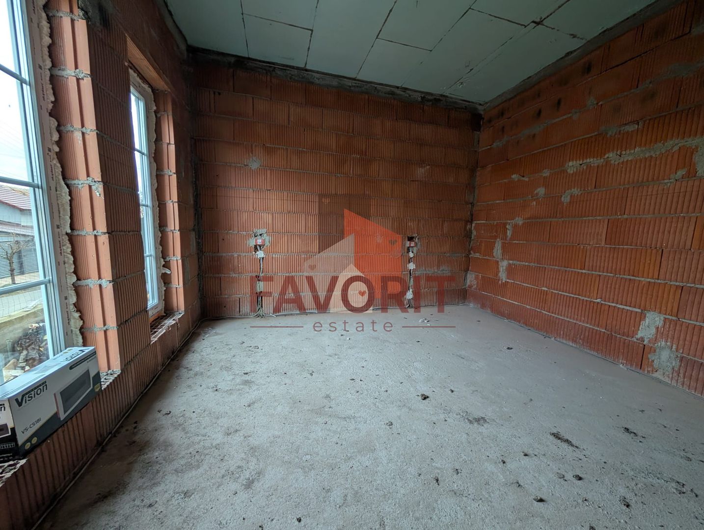 Casă individuală | Parter | Toate utilitatile | Finisaje premium | Curte | Pod - Poză 9