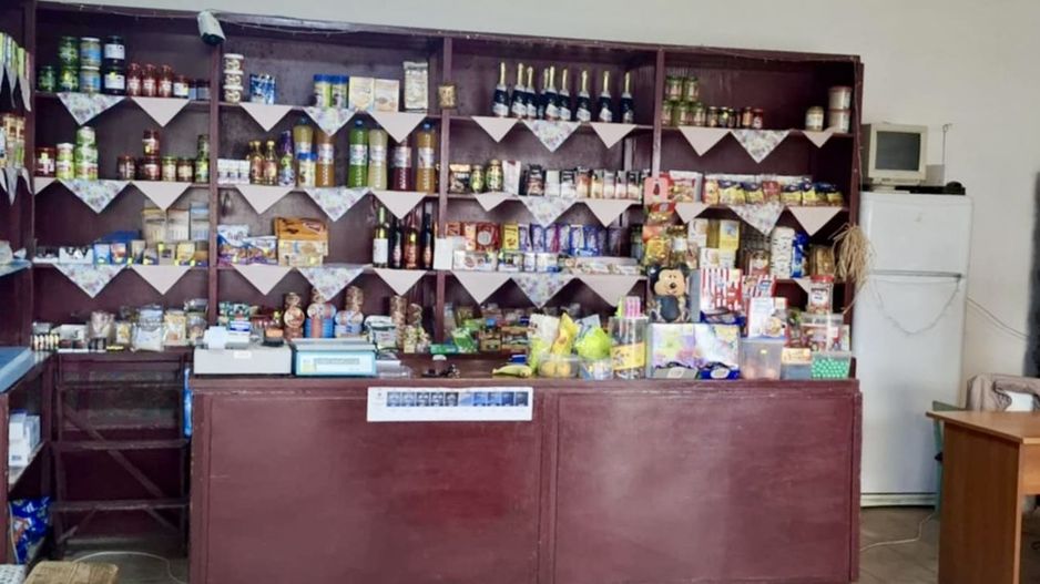 Pret redus Cladire din caramida in Firiteaz, magazinul satesc - Poză 5