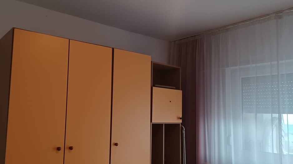 Ag EUROPA vinde ap 2 cam DECOMANDATE 56mp în Carpați 2 la Etajul 4. - Poză 4