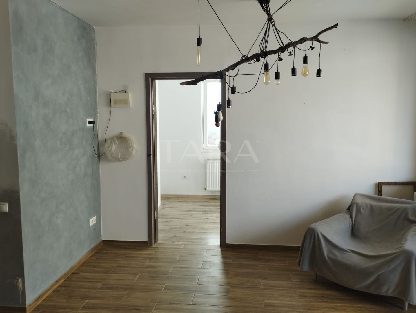 Apartament  Grigorescu. Imobil nou, finisat, 2 dormitoare și living open space. - Poză 2