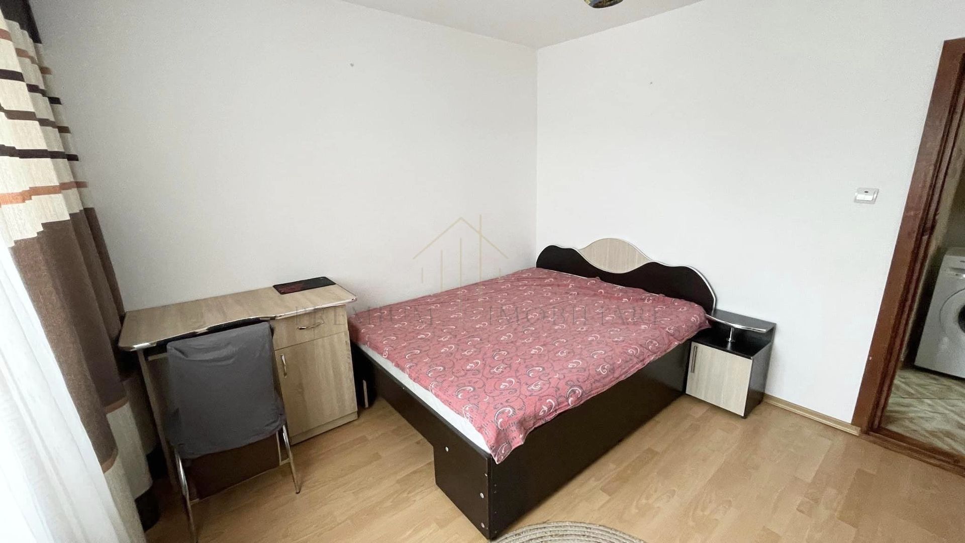 Apartament 2 Camere de vanzare - Zona de sus - Poză 8