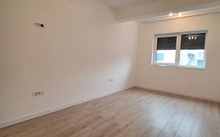Apartament cu 3 camere si loc de parcare - Kaufland - Poză 10