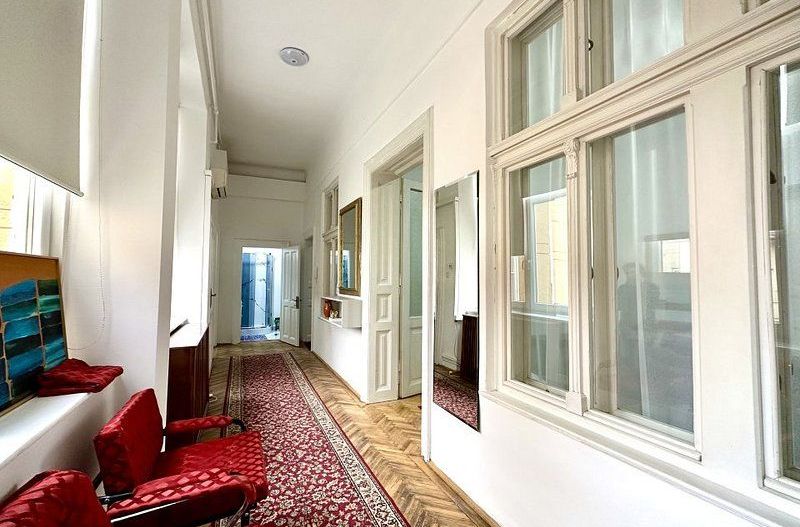 Apartament central, 4 camere - renovat - Poză 32