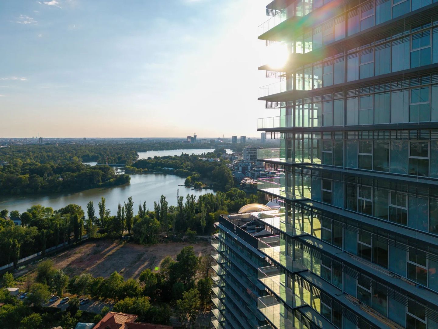 APARTAMENT LUX | 2 CAMERE |  VEDERE LA LAC | FLOREASCA | PARCARE+BOXA - Poză 3