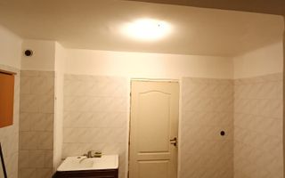 2 camere, centrala termica, Craiovita Noua- 83 000 Euro - Poză 10