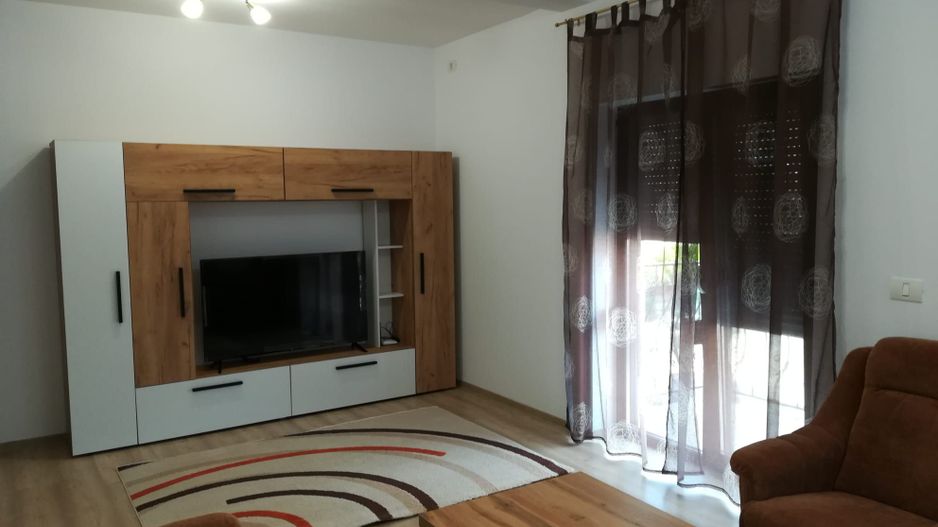 Giroc | 2 camere | Decomandat | Etaj 1 | Mobilat și utilat | Aproape de Daf - Poză 2