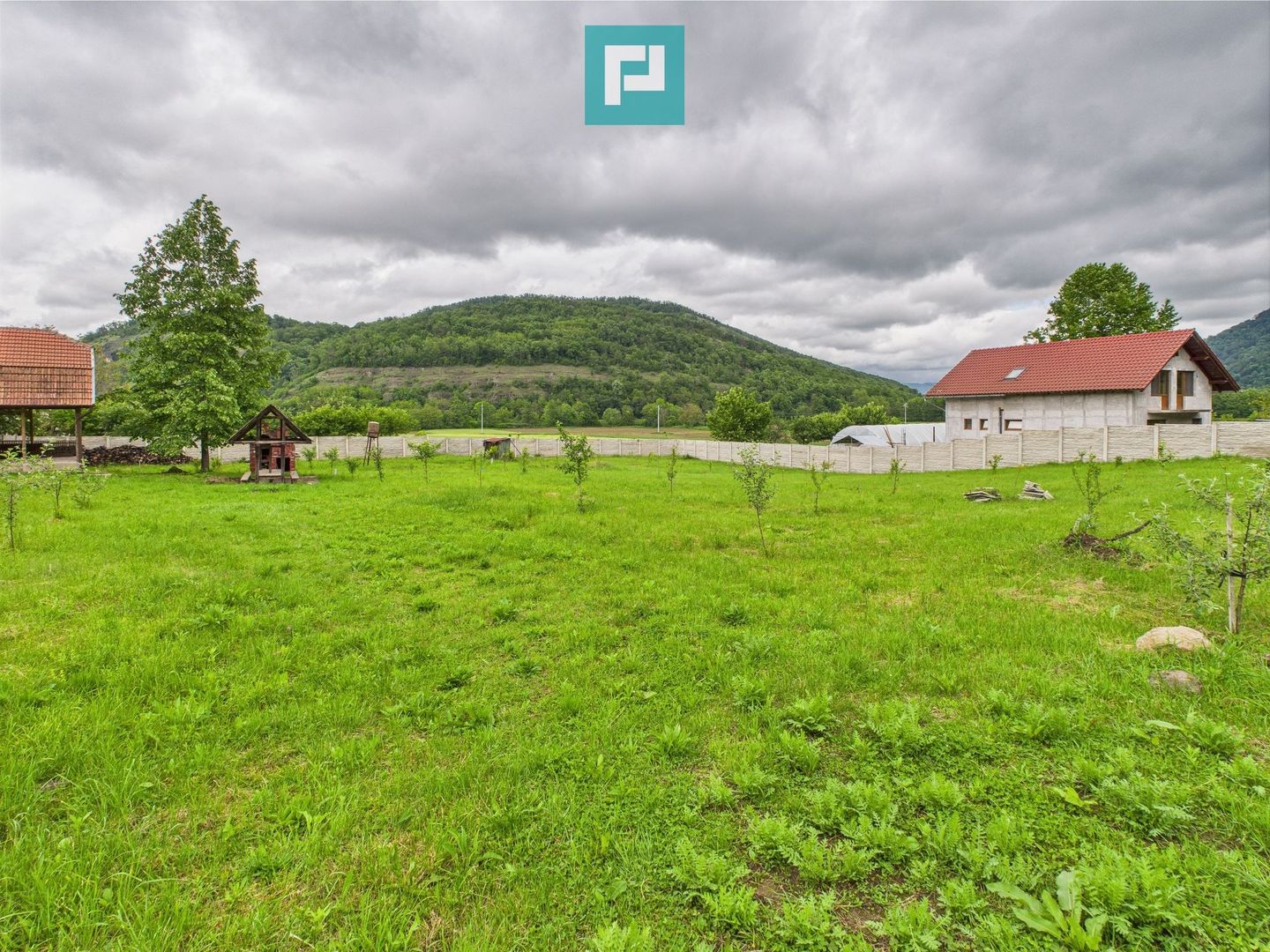 Casă în localitatea Gurahonț - Arad, teren 2914 mp - Poză 13