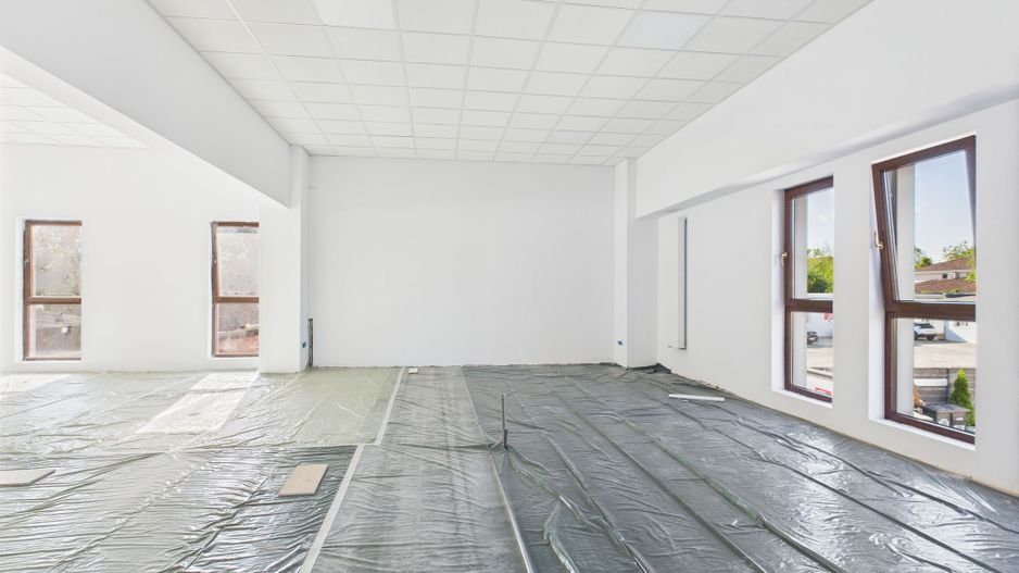 Spații Comerciale între 70 și 350 mp în Dumbrăvița - Poză 2