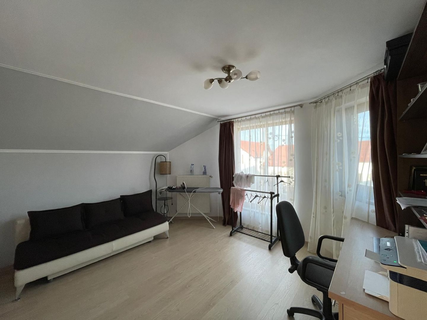 Casa Individuala - 3 dormitoare - SUPER POZITIE | GHIRODA | - Poză 9