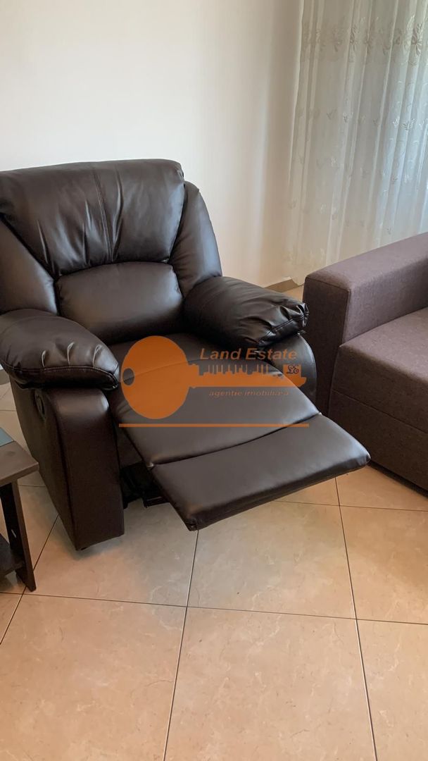 Apartament 3 camere cu centrala – 84 mp – Sebastian - Poză 3