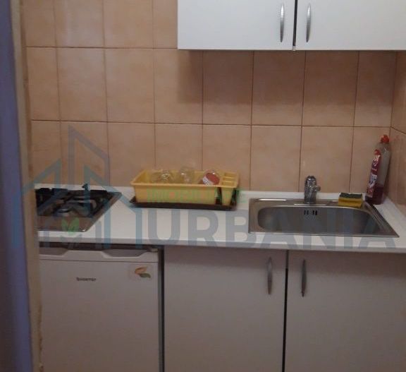 Garsonieră de închiriat, zona Galați, str. Vasile Urechia, etaj 3 - Poză 2