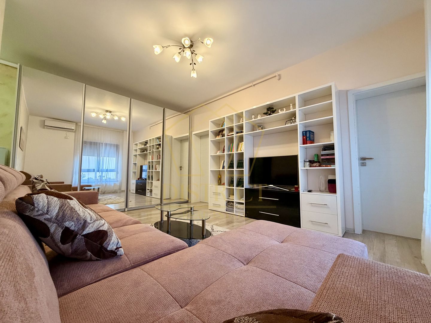 Apartament deosebit cu 2 camere | Braytim - Poză 3