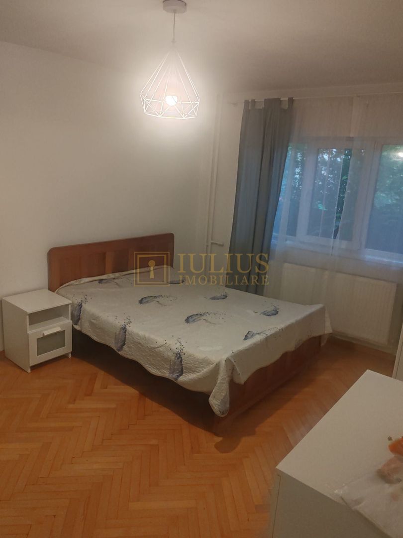 1 camera| Complexul Studentesc| renovat recent| apartament frumos} - Poză 2