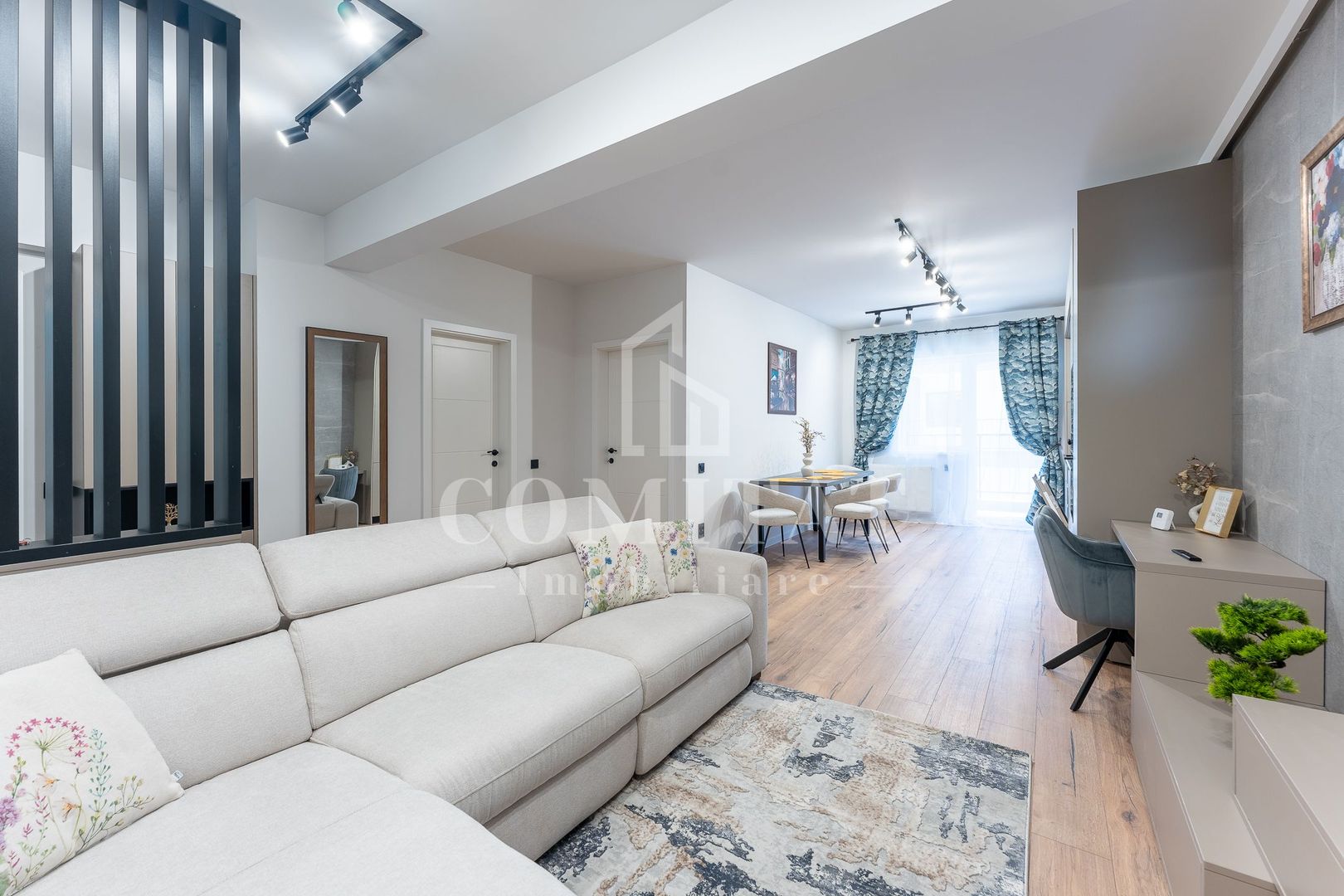 Apartament ultrafinisat | Etaj intermediar | Cartier Terra-Floresti - Poză 1