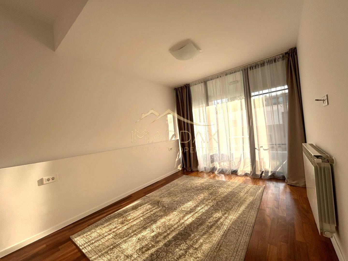 3 camere // 140mp // parcare si boxa // parc Herastrau // cartier Francez - Poză 18