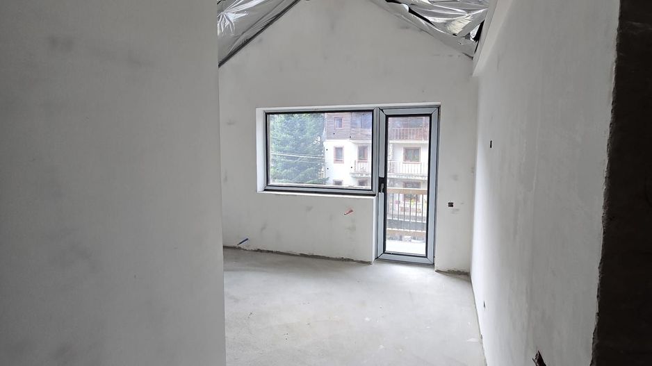 Apartament cu 4 camere 125 mp cu vedere la munti - Busteni - Zamora - Poză 13
