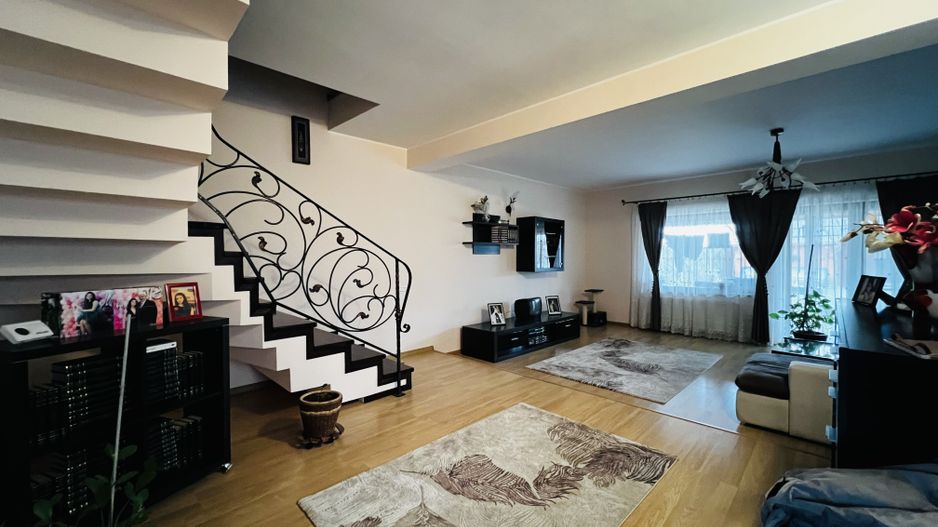 Casa in zona Centrala I 160 mp utili I Dumbravita - Poză 2