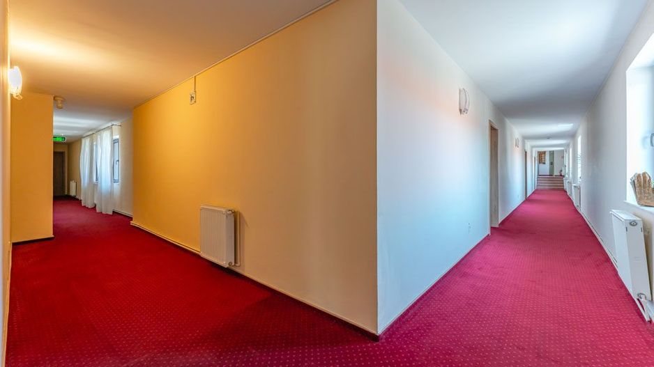 Pensiune Rosenau de vânzare - Afacere la cheie lângă Cetatea Râșnov - Poză 30