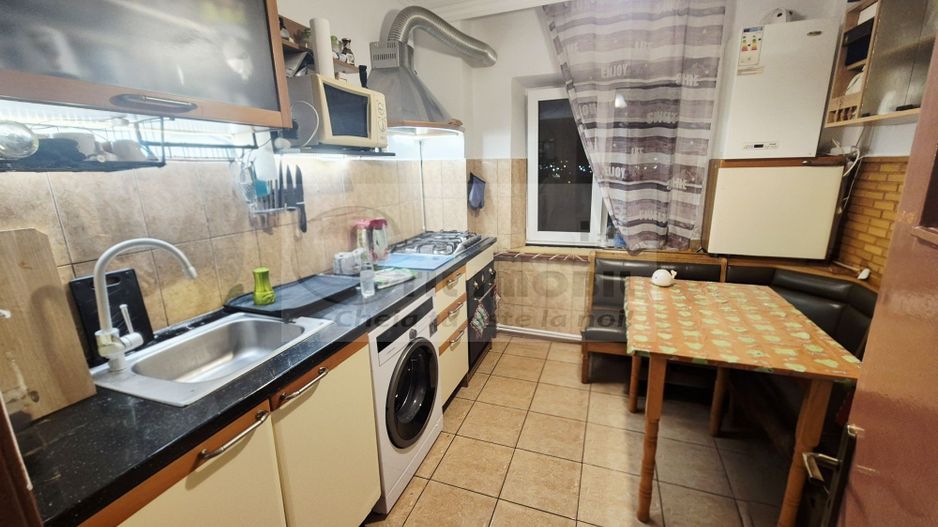 Mircea Cel Batran - 3 camere decomandat - etaj 5 cu lift ! - Poză 2