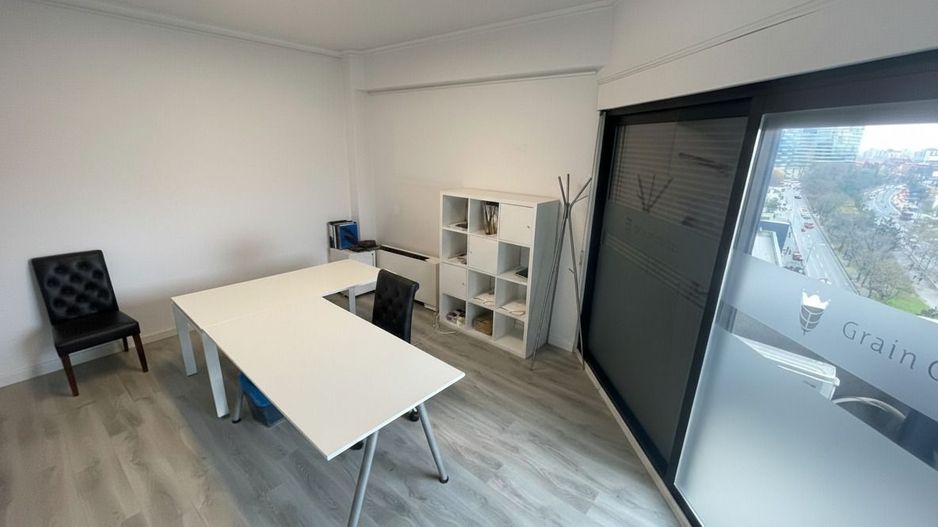 Spatiu comercial 2 camere I Promenada - Poză 1
