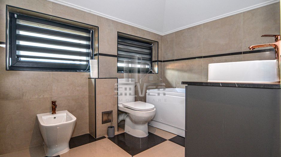 Casa de tip duplex finisata mobilata in Floresti zona Florilor - Poză 23