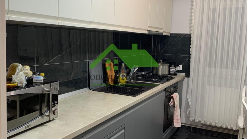 3 camere, bloc cu lift, renovat 2021 – zonă centrală - Poză 1
