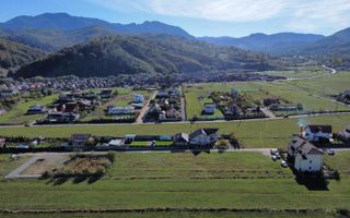 BRASOV -  RASNOV   Teren 2233 mp  intravilan - Poză 3