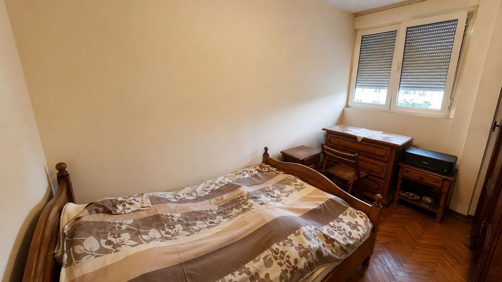 Apartament 3 camere | Complex Studentesc | 2 dormitoare | Centrala Proprie - Poză 12