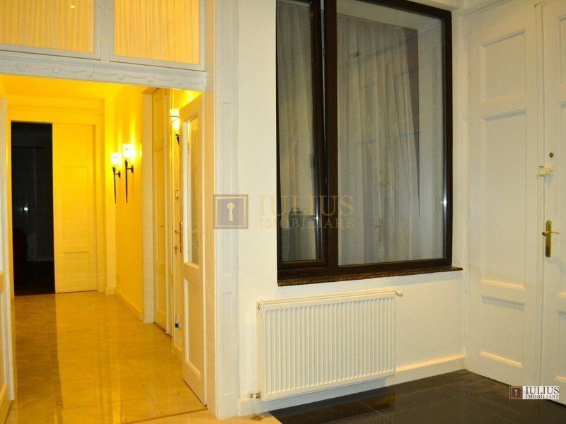 3 camere, 2 bai, 900metri distanta - Piata Victoriei. - Poză 17