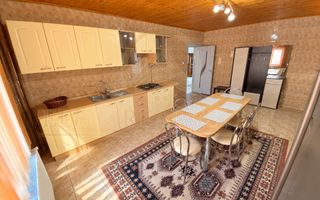 Două case, un singur imobil | Locuință + chirie de peste 1.000€/lună - Poză 10
