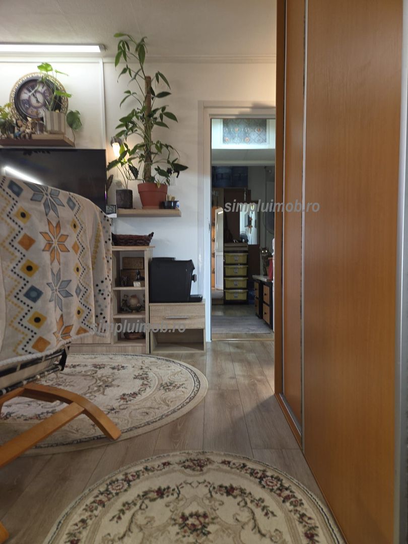 3 camere renovat Brancoveanu stradal Sector 4 - Poză 4