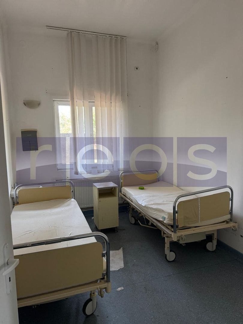 DE VÂNZARE VILĂ | OPORTUNITATE DE INVESTIȚIE | PRETABILĂ CENTRU BĂTRÂNI - Poză 11