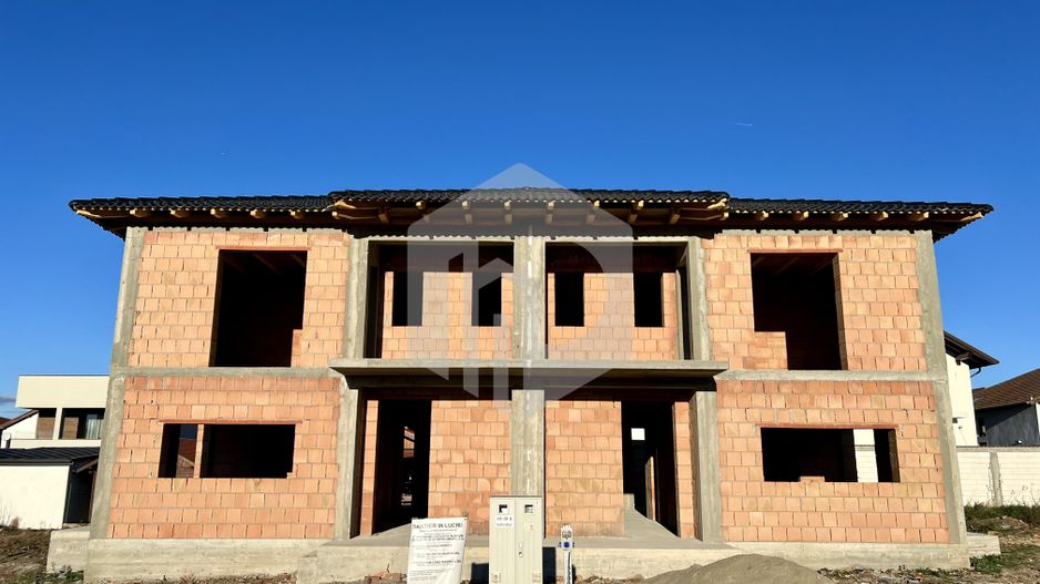 Casa tip Duplex in Selimbar-Calitate garantata-250 mp teren- 120 mpu - Poză 9