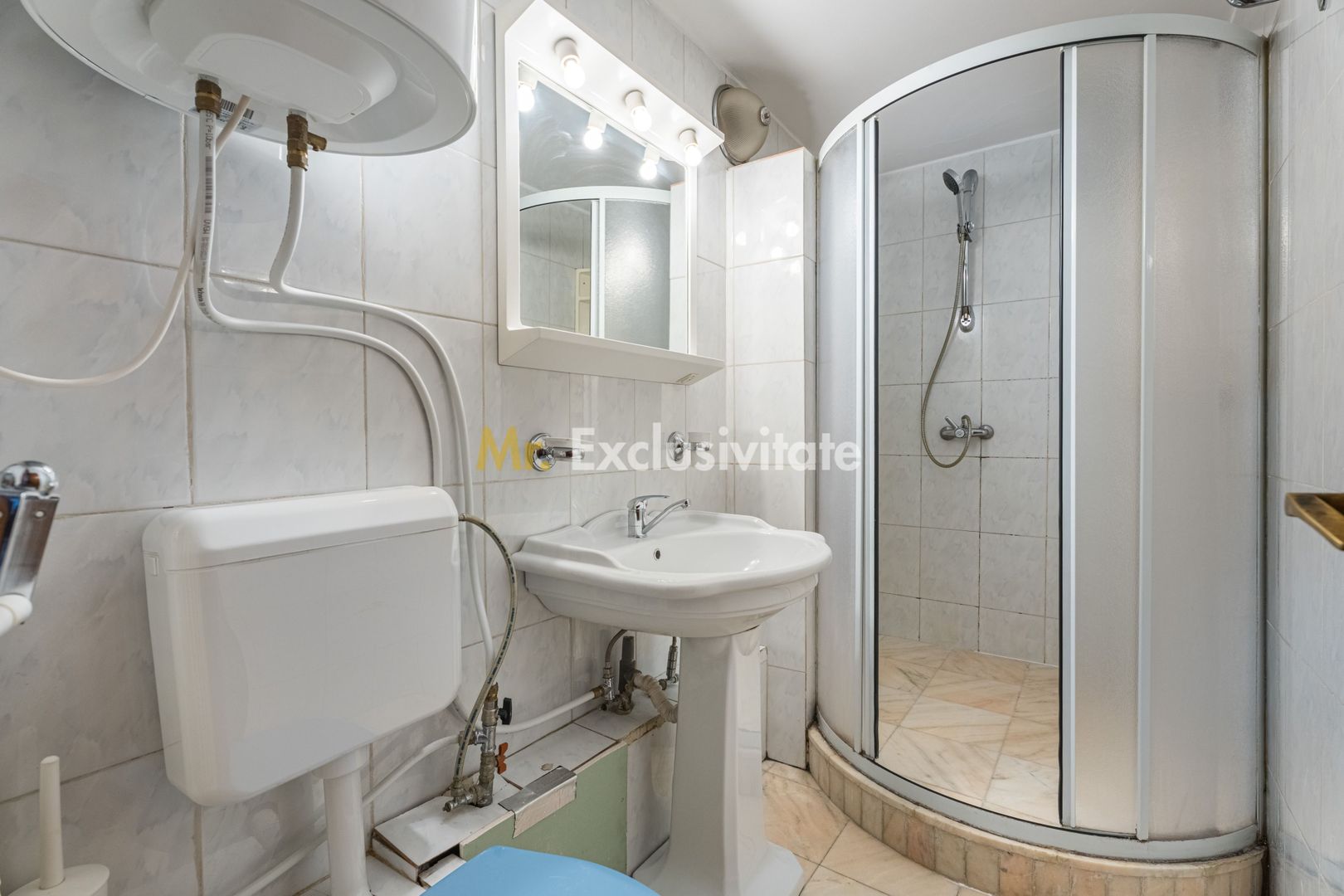 4 camere cu boiler, 13 Septembrie - Poză 4