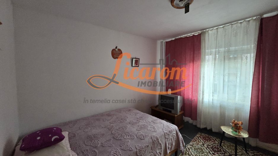 Apartament 3 camere Carpatilor aproape de Spitalul Judetean - Poză 6
